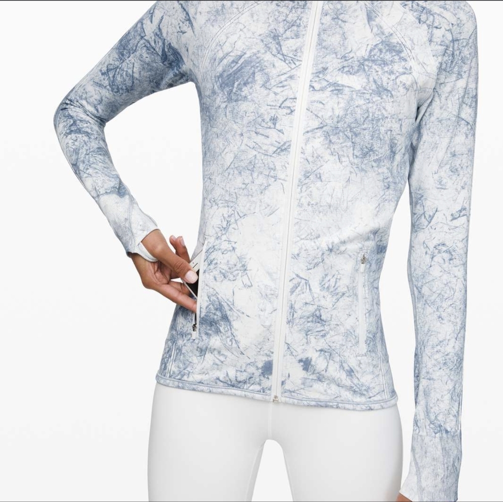 Lululemon Ebb to Train Jacket in wash White/Luna - Picture 2 of 10